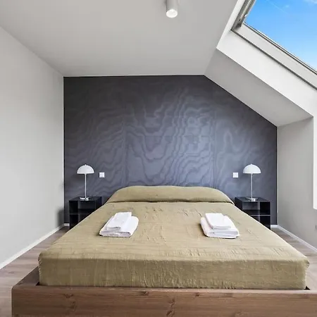 Skylight Lux 3br/2ba Center With Free Parking Apartment Reykjavik
