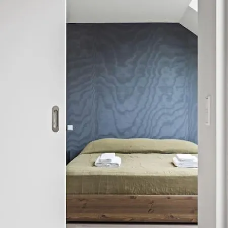Skylight Lux 3br/2ba Center With Free Parking Apartament