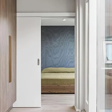 Apartament Skylight Lux 3br/2ba Center With Free Parking